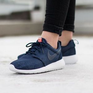 Nike W Roshe One Moire Sneakers